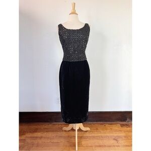 Vintage 1990 Black Velvet Midi Sheath Skirt